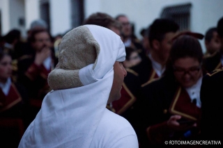 Viernes Santo. Costalero. Foto de Javier Benito