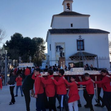 Traslado de los pasos a la Ermita de Ntra. Señora de Loreto, en el barrio del Calvario