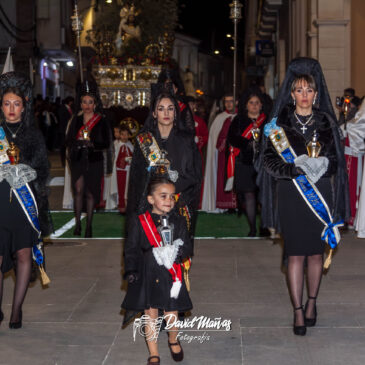 Protocolo para vestir de Mantilla